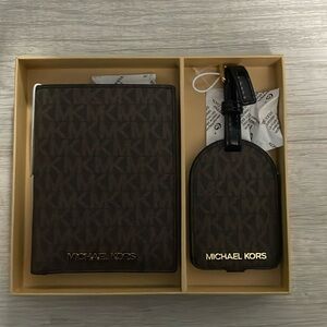 Brand new Michael Kors passport and luggage tag set